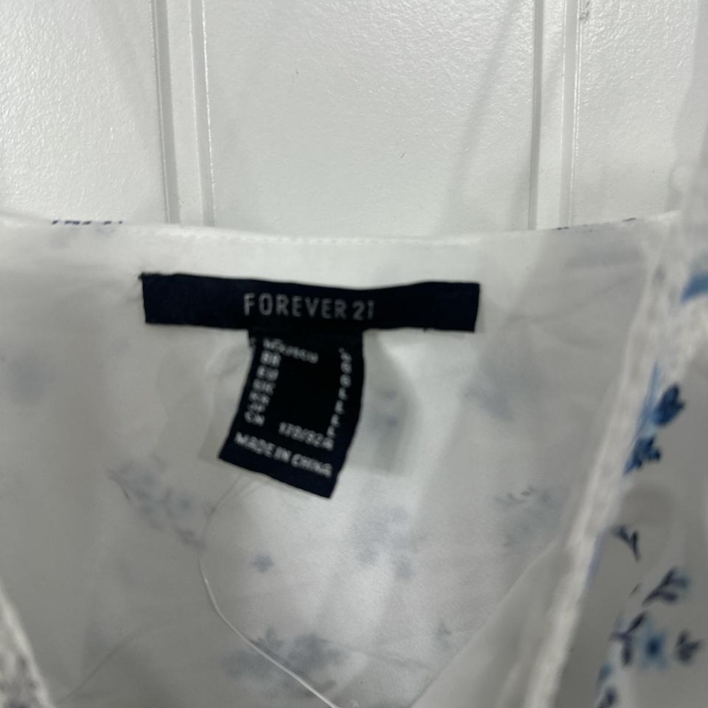 Cottage prairie coquette blue floral empire maxi dress. L - Picture 5 of 6